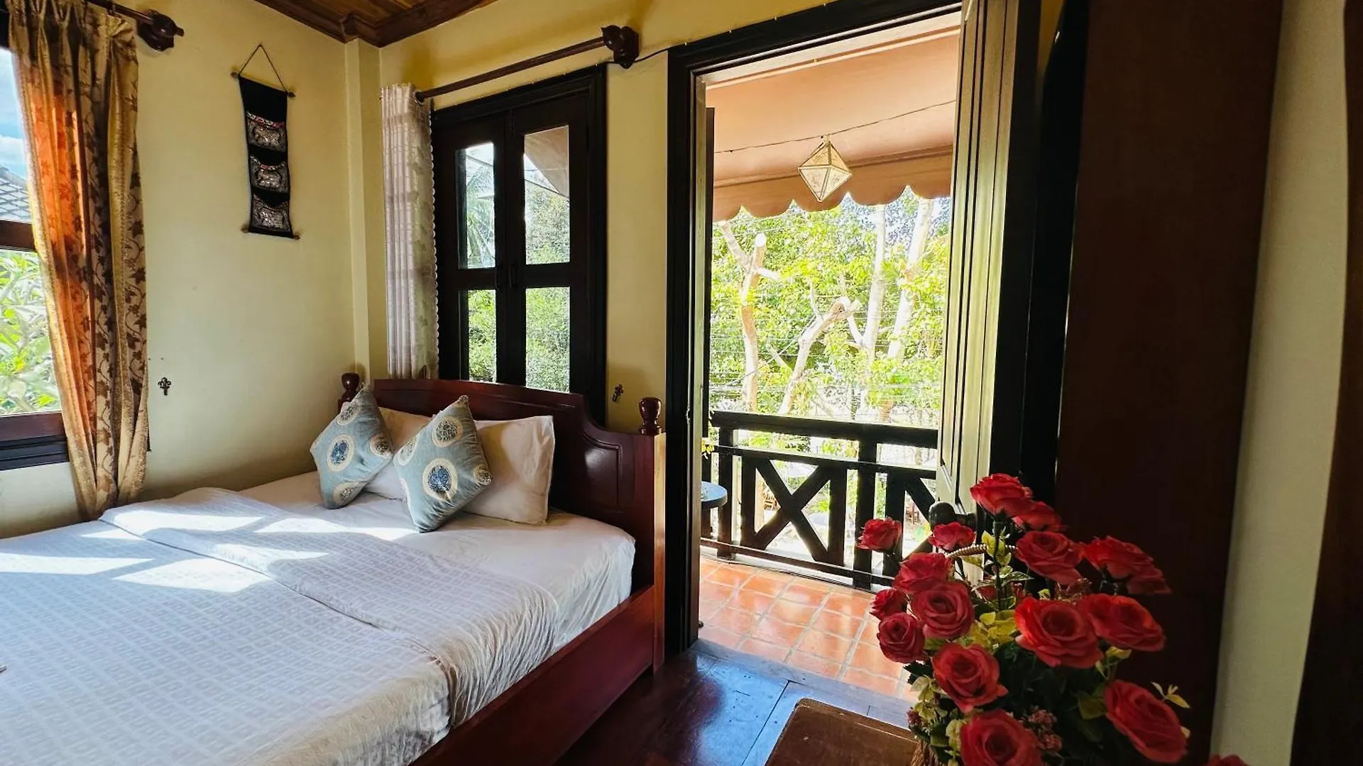 Anisa Mekong Riverside Villa Luang Prabang