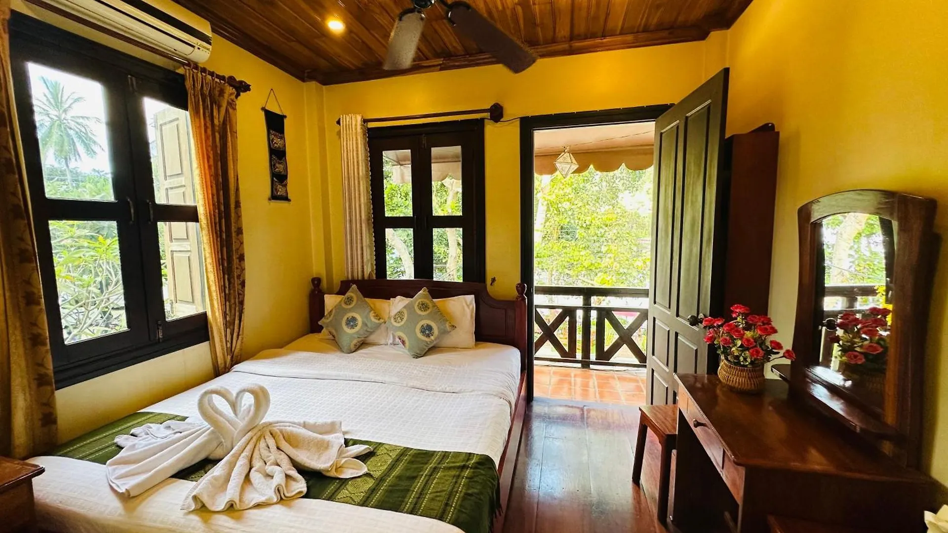 Anisa Mekong Riverside Villa Luang Prabang Laos