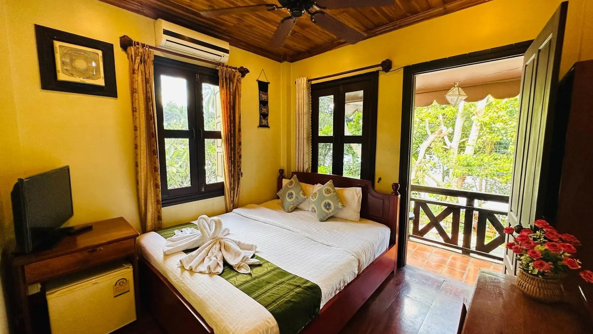 *** Hotel Anisa Mekong Riverside Villa Luang Prabang Laos