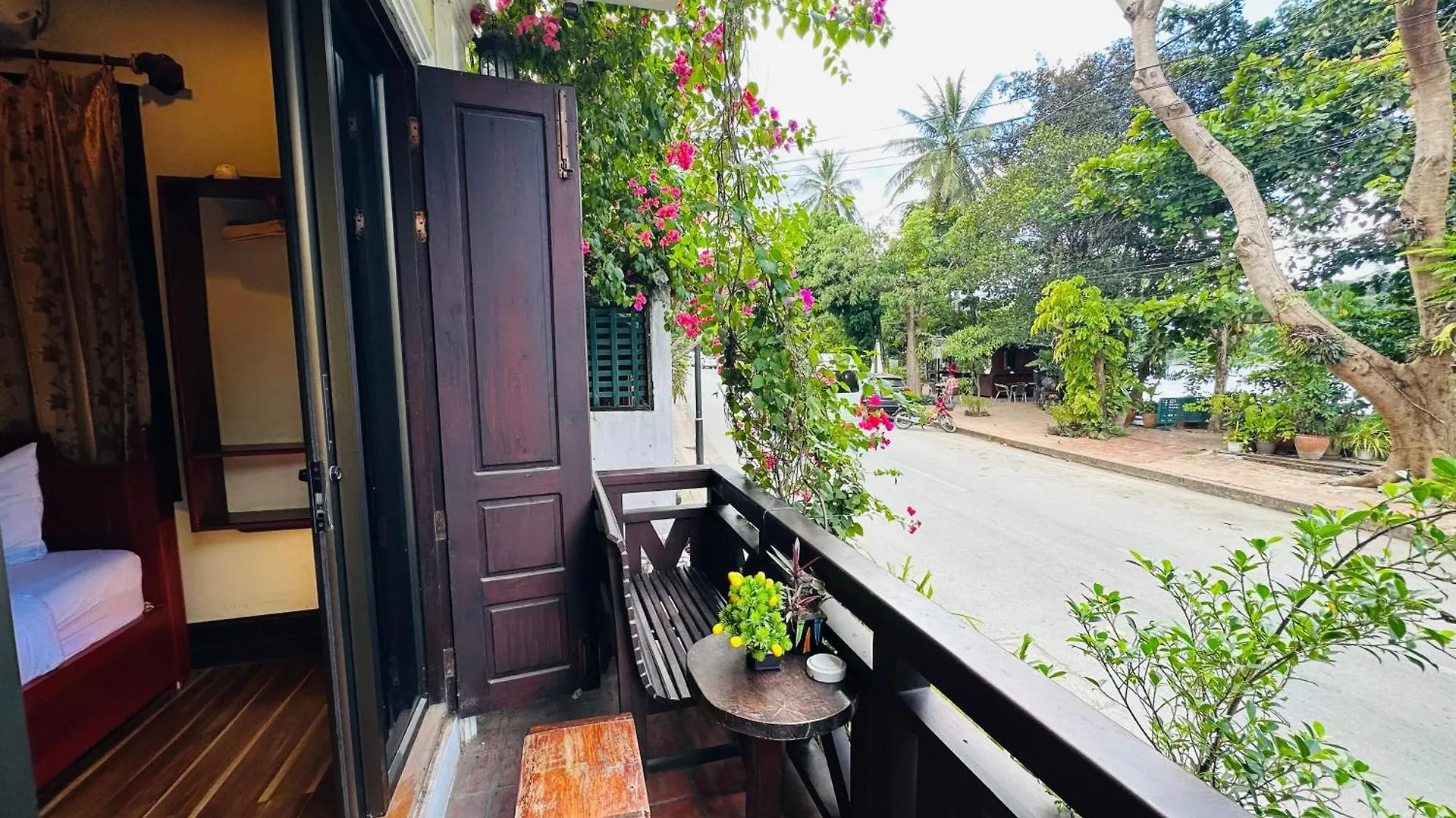 Anisa Mekong Riverside Villa Luang Prabang