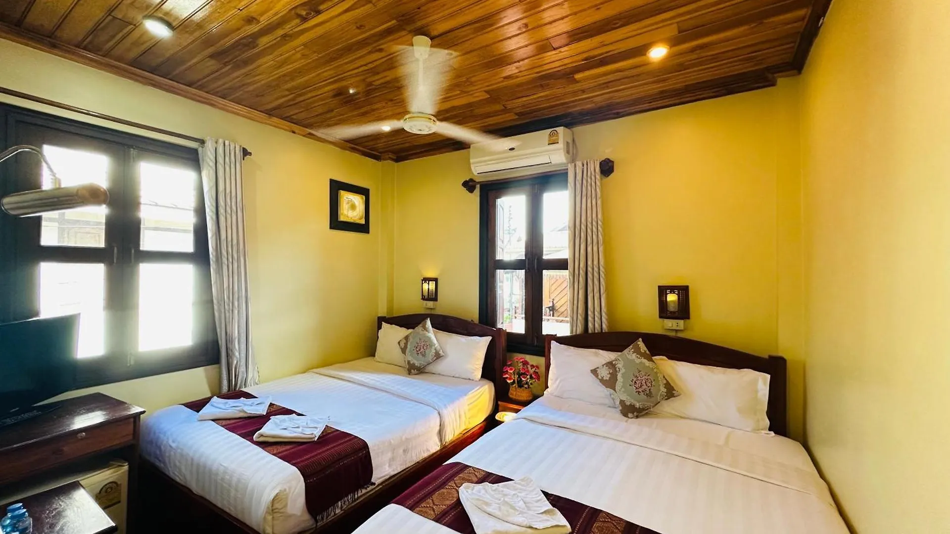 לואנג פרבאנג Anisa Mekong Riverside Villa 3*, לואנג פרבאנג לאוס