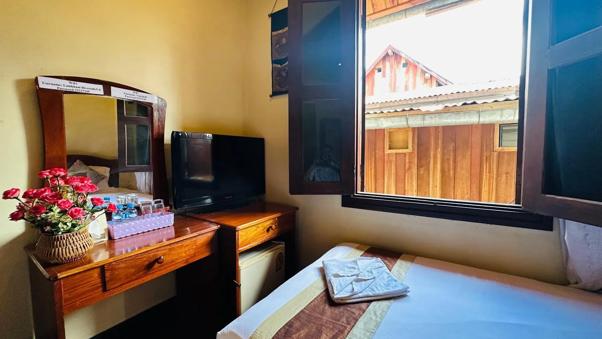 *** מלון לואנג פרבאנג Anisa Mekong Riverside Villa לאוס