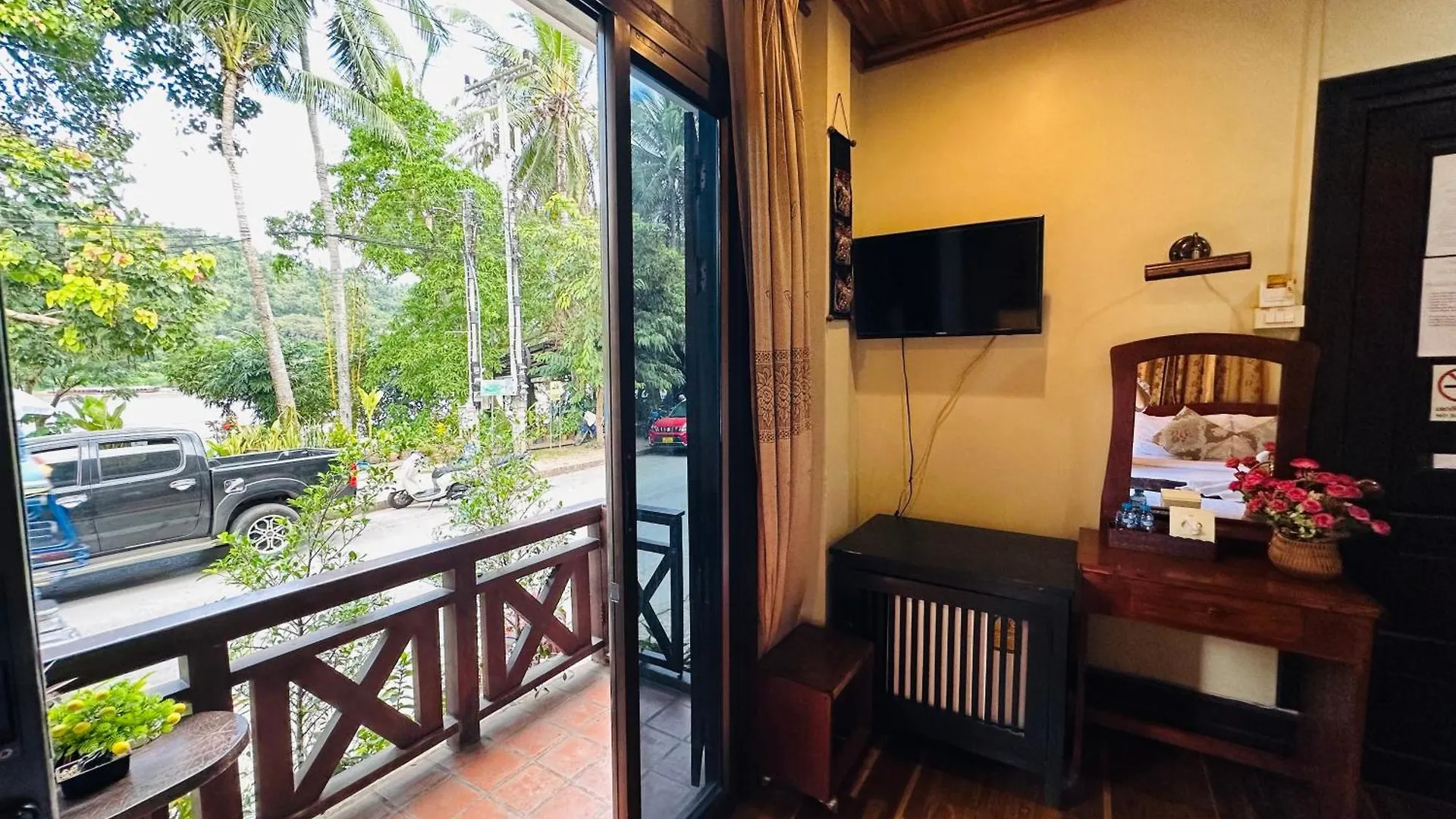 לואנג פרבאנג Anisa Mekong Riverside Villa 3*, לואנג פרבאנג לאוס